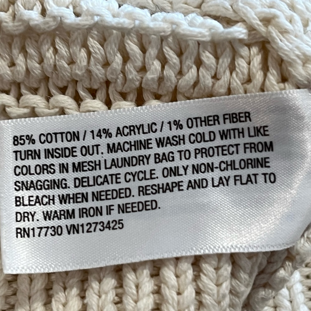 Top by Universal Threads - Picture 15 of 17